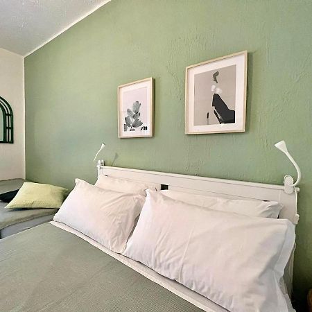 Baia Degli Dei - Living La Nike Apartment Giardini Naxos Ngoại thất bức ảnh